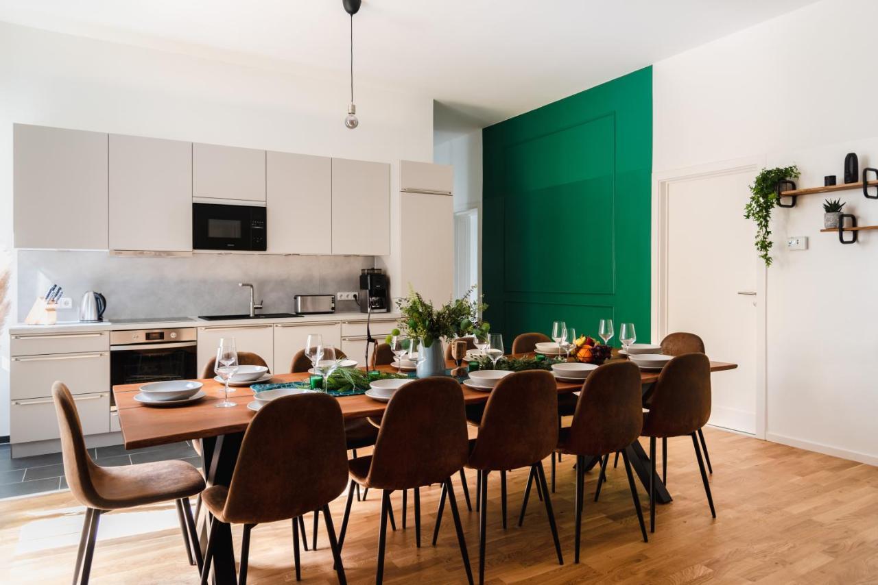 165m2 Downtown Family 5br, 3bath, Kids Room, 11min Alexanderplatz Appartamento